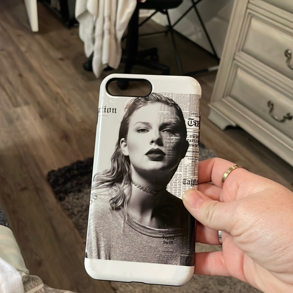 Taylor swift Reputation iPhone 8 Plus case